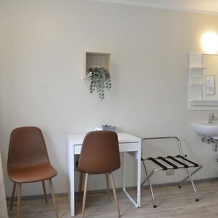 Klausturhof Guesthouse Kirkjubæjarklaustur Eksteriør billede