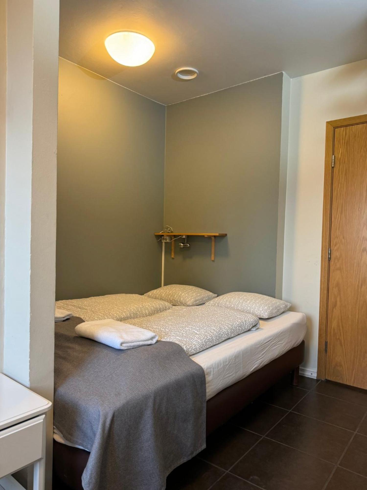 Klausturhof Guesthouse Kirkjubæjarklaustur Eksteriør billede